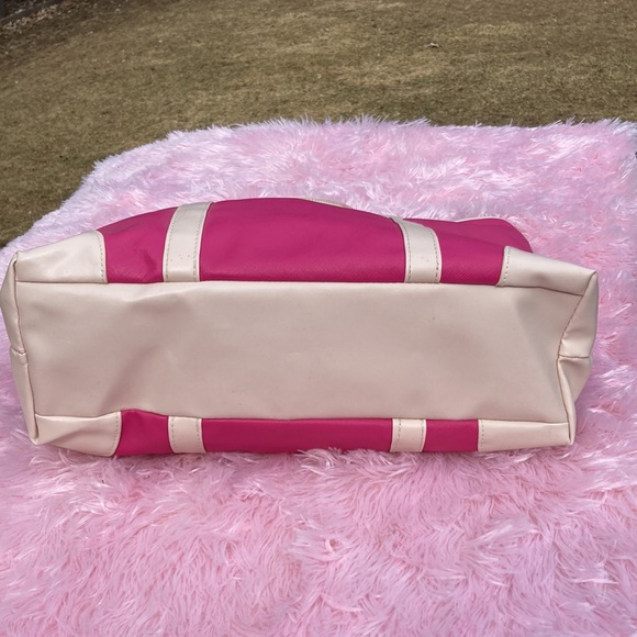 Pink and cream snap closure tote with pink liner - Picture 5 of 8
